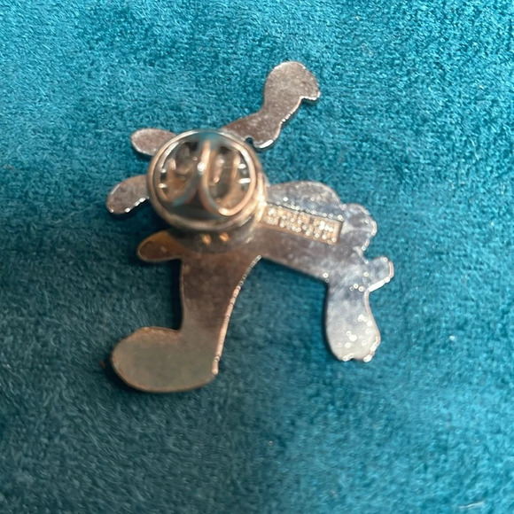 Animaniacs Yakko Lapel Pin - Picture 4 of 4